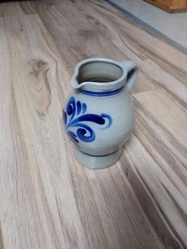 Keramički bokal sa ručkom i izljevom za sipanje - Materijal