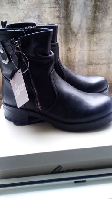ugg platform boots srbija: Čizme, 39
