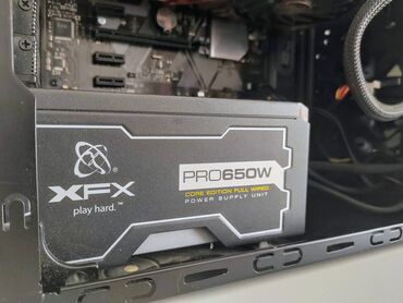 Desktop računari i radne stanice: Gejmer/ AMD Ryzen 7/16GB DDR4 /SSD 250/RX 480 8Gb Povoljno prodajem — 9