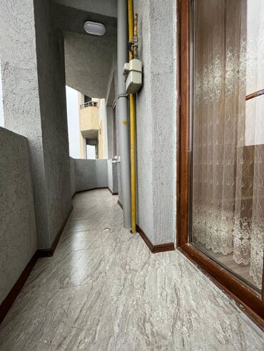 Yeni tikili: Yeni Günəşli Massiv D, 2 otaqlı, Yeni tikili, m. Xalqlar Dostluğu, 80 kv. m — 13