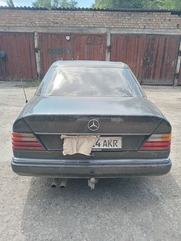 Mercedes-Benz: Mercedes-Benz W124: 1990 г., 2.3 л, Автомат, Бензин, Седан — 13