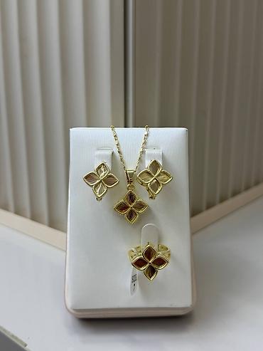 Наборы украшений: Наборы ювелирных украшений 1) Золотистый комплект с россыпью камней — 2