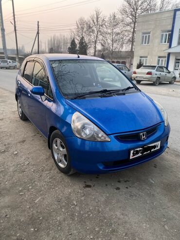 возьму в аренда авто для такси бишкек: Honda Fit: 2003 г., 1.5 л, Вариатор, Бензин, Хэтчбэк