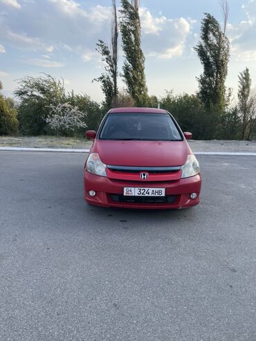 машина с российскими номерами: Honda Stream: 2003 г., 1.7 л, Автомат, Бензин, Универсал