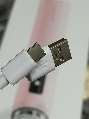 задний фон: Аппарат для ухода за лицом Medicube AGE-R Booster Pro X2 - — 10