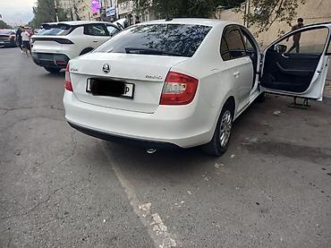 skoda rapid 2012: Skoda Rapid: 2017 г., 1.6 л, Автомат, Бензин, Седан — 4