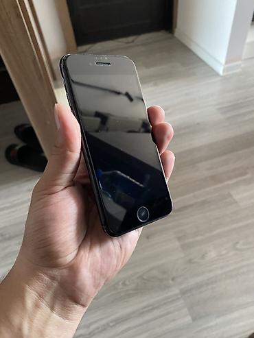 iphone se 2025: IPhone SE 2020, 64 GB, Qara, Barmaq izi — 6