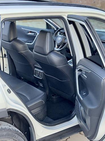 Toyota: Toyota RAV4: 2022 г., 2.5 л, Автомат, Гибрид, Кроссовер — 14