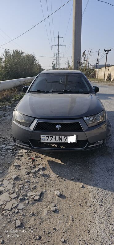 Iran Khodro: Iran Khodro : 1.7 l | 2020 il 181256 km Sedan