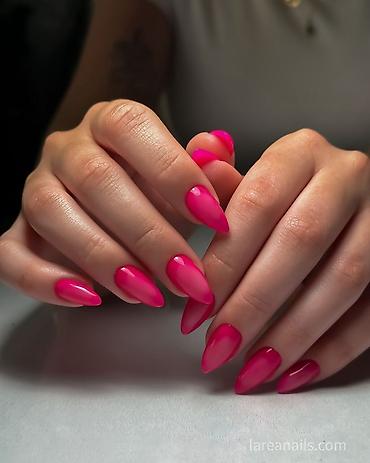 Xidmət: Professional manikür və gel-lak dizaynı Təsvir: - Təbii