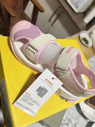 puma обувь: Детские сандали, новые размер 35 на девочку