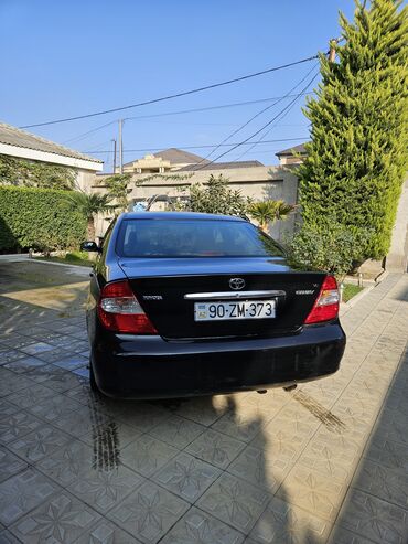 Toyota: Toyota Camry: 3 l | 2002 il Sedan — 3