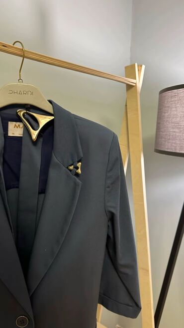 Gündəlik donlar: Geyimlərin hər biri yaxşı vəziyyətdədir və çox az geyinilib — 12