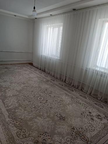 Продажа коттеджей и домов: 🏙️ Продаётся: частный дом (5+ комнат) — 120 м² 📍 Локация: Бишкек, ж/м — 9