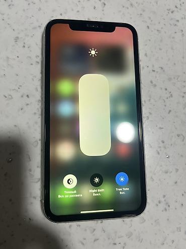 the one: IPhone Xr, Б/у, 256 ГБ, Белый, Защитное стекло, Кабель, 100 % — 4