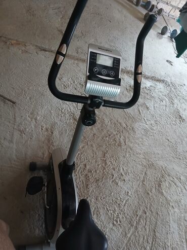 ваза напольная стеклянная высокая без узора: Velosiped trenajoru – Vuksun V-13D - Şaquli tip kardio trenajoru -