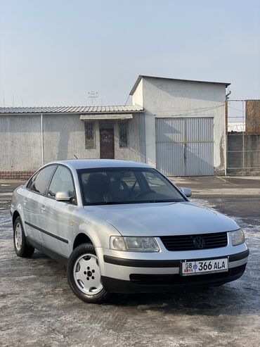 Volkswagen: Volkswagen Passat: 1999 г., 1.8 л, Механика, Бензин, Седан