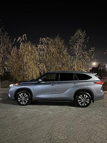 byd e2 2024: Toyota Highlander: 2021 г., 3.5 л, Автомат, Бензин, Кроссовер — 2