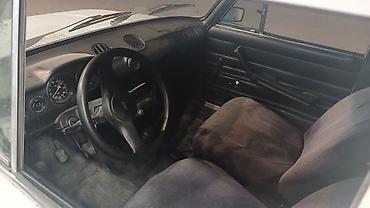 lada 07: VAZ 2101 “Jiquli” sedan - Kuzov: ağ rəng, 4 qapı, xrom bamperlər — 3
