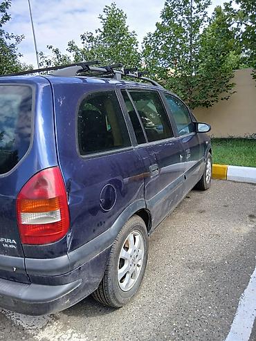 opel zafira a: Opel Zafira A, mavi rəng, 7 yerlik kompakt miniven. Opel Zafira.İli — 6