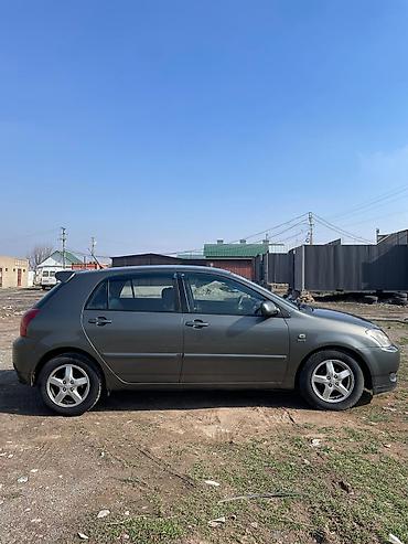Toyota: Toyota Corolla: 2003 г., 1.6 л, Ручные, Бензин, Хэтчбэк — 2