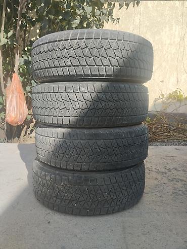 Шины и диски: Bridgestone Blizzak DM-V2 — комплект зимних шин без шипов (Studless) — 2