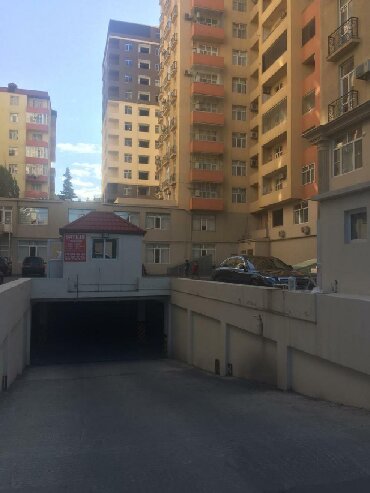 Mənzil satılır: 1 otaqlı, 68 kv. m