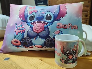 Jastuci: Dimenzije jastuka 45x32 su 1999 din i 32x32 su 1999 din. Dizajn na lalafo.rs — 4 Jastuci: Dimenzije jastuka 45x32 su 1999 din i 32x32 su 1999 din. Dizajn — 4