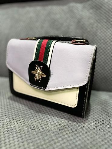 Чехлы: Компактные кожаные чехлы-кошельки для наушников/мелочей. - Материал — 14