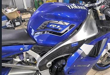 Delovi za motocikle: Tank pad Yamaha R1 3D Stiker za rezervoar - 2422 📌 Opis: Nalepnice za — 11