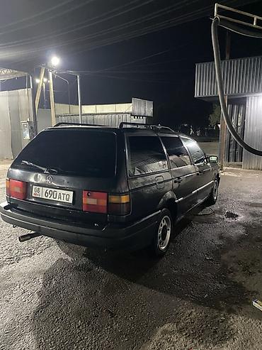Volkswagen: Volkswagen Passat: 1989 г., 1.8 л, Механика, Газ — 4