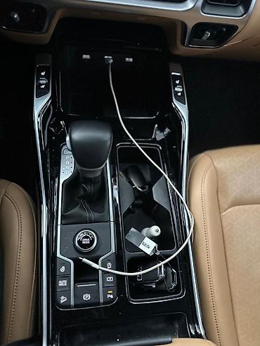 Kia: Kia Sorento: 2021 г., Кроссовер — 10