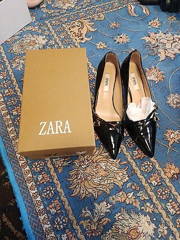 обувь: Туфли, 40, Zara, Новый, цвет - Черный, Платная доставка — 1