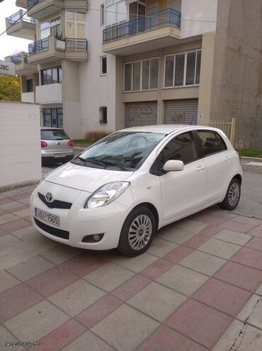 Toyota: Toyota Yaris: 1.3 l. | 2011 έ. Χάτσμπακ — 5