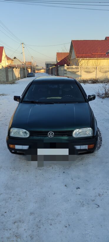 Volkswagen: Volkswagen : 1995 г., 1.8 л, Механика, Бензин