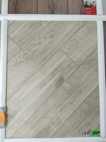 Laminat: Laminat, Sinif - 32, 10 mm, Zəmanətsiz, Kredit yoxdur