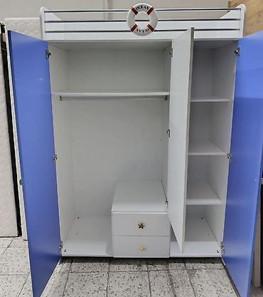 Uşaq dolabları: Oğlan üçün, İşlənmiş, 3 qapılı, Açılan, Düz dolab — 2