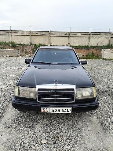мерседес 124 бак: Mercedes-Benz W124: 1990 г., 2.3 л, Кол менен иштөөчү, Бензин, Седан — 4