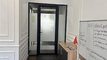 офисное помещение бишкек: 🏢 СДАЁТСЯ ОФИС В ЦЕНТРЕ БИШКЕКА! 📍 Адрес: бульвар Эркиндик, 30/1 — 3