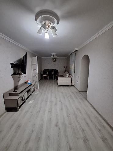 baki ev satisi: Bakı, 6 otaqlı, Köhnə tikili, 139 kv. m — 7