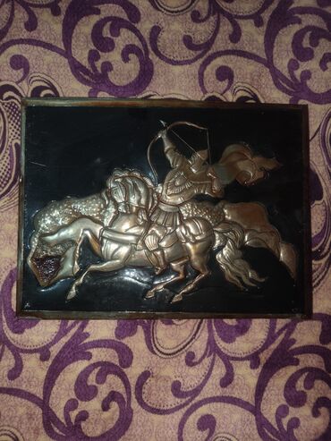 Зеркала: Цена: 4000 сом Продается Советский трильяж "зеркало", показывает на — 7