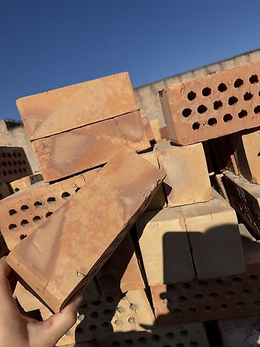 Строительный кирпич: ПРИНИМАЕМ ПРЕДЗАКАЗ ПО 10 СОМ БАЛЫКЧЫ КИРПИЧ ЖЕННЫЙ КИРПИЧ КЫЗЫЛ — 2