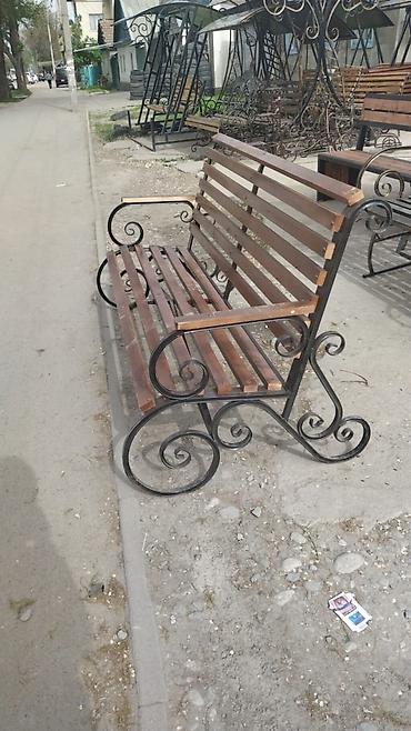 Скамейки: Скамейка Металл, Со спинкой, Без крыши — 4