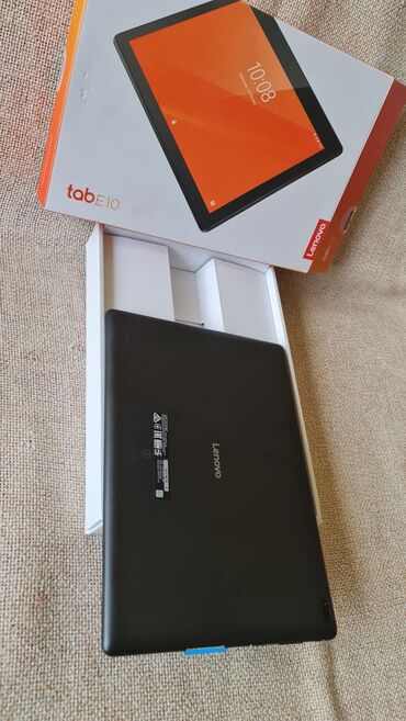 Tableti: Lenovo Tab E10 tablet uređaji Lenovo Tab E10 (dva komada na slikama) — 12