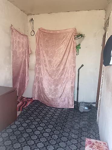 Daşınmaz əmlak: 4 otaqlı, 3 kv. m, Kredit yoxdur, Orta təmir — 7