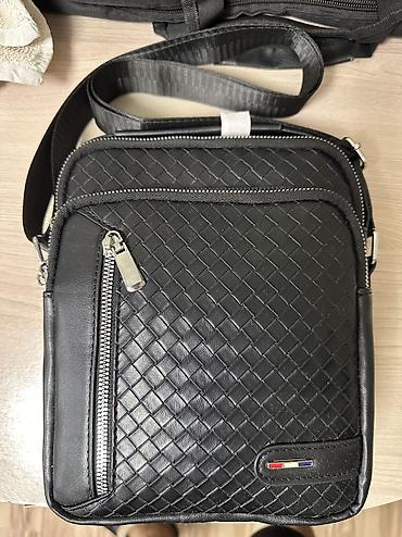Барсеткалар: Барсетка, Tommy Hilfiger, Материалы: Эко булгаары, Сыдырмалуу, Чөнтөктөрү көп, Материалы жуулат, Жаңы — 1