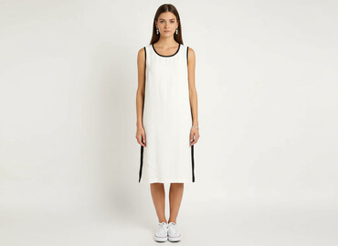 prosta i elegancka sukienka: Сукня жіноча, розмір S