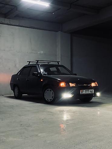 Daewoo Nexia: 2009 г., 1.6 л, Механика, Бензин, Седан