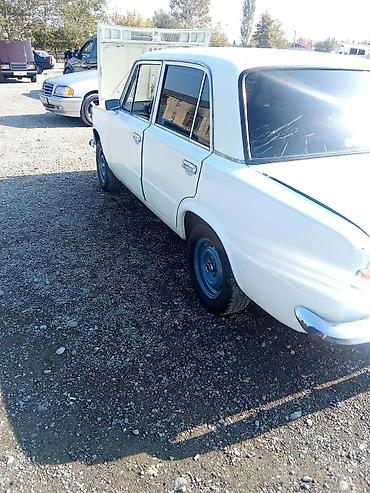 cross 125 cc: VAZ 2101 “Jiquli” sedan - Kuzov: ağ rəng, 4 qapı, xrom bamperlər və — 3