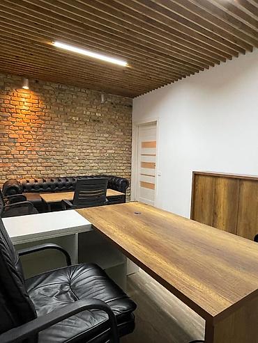 Продажа офисов: 🚨 СРОЧНО ПРОДАЁТСЯ КОММЕРЧЕСКОЕ ПОМЕЩЕНИЕ 🚨 1️⃣ Локация: 7 апреля — — 4